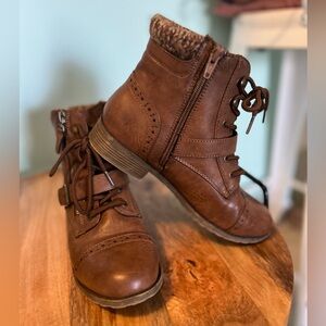 SO Combat Booties (size 7.5 Women’s)